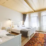 Miro Mansion Old Hotel 3*