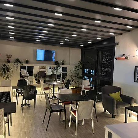 Отель Miro Mansion Old