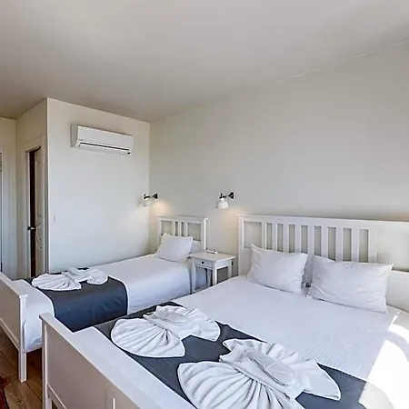 Miro Mansion Old 3*