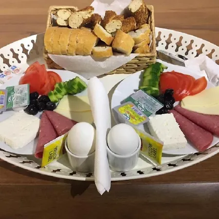 Miro Mansion Old Hotel