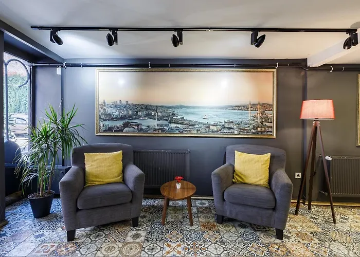 Miro Mansion Old Otel 3*