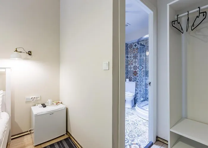 Miro Mansion Old Otel