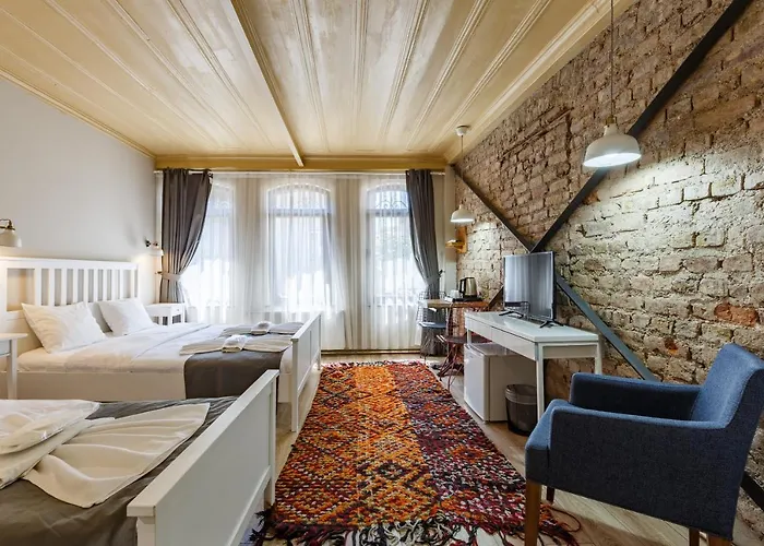 Miro Mansion Old Otel