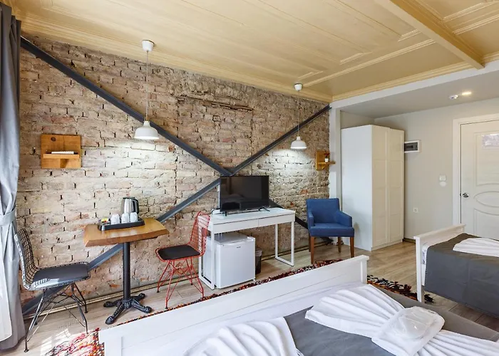 Otel Miro Mansion Old