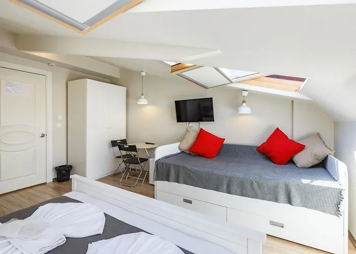 Miro Mansion Old Otel