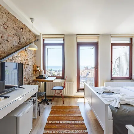 Hotel Miro Mansion Old 3*