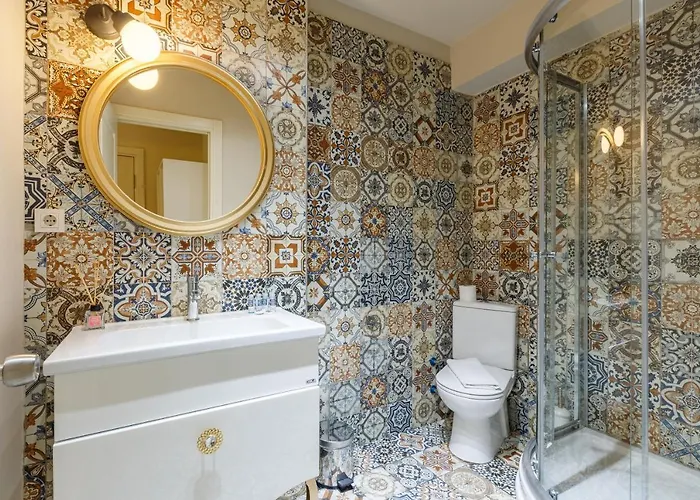 Отель Miro Mansion Old