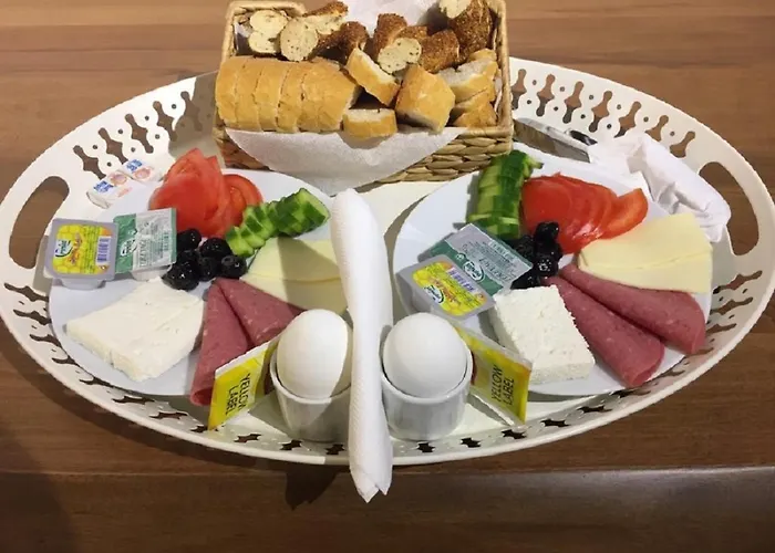 Miro Mansion Old Отель