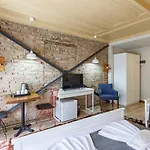 Hotell Miro Mansion Old